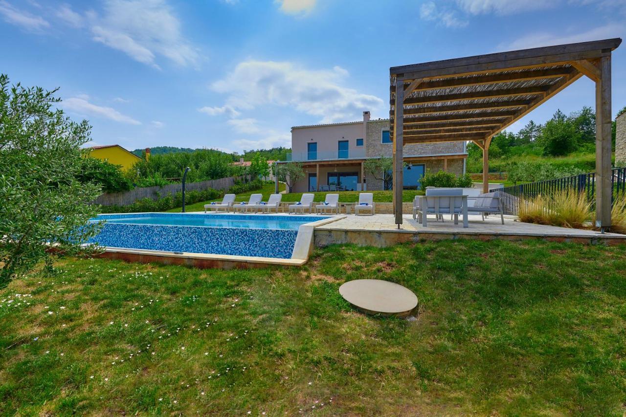 Motovun Villas Exteriör bild